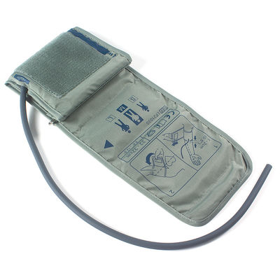 مقياس القوة العظميّة اليدويّة (NIBP) مقياس القوة العظميّة البالغ (Sphygmomanometer) أنبوب واحد 22-32 سم